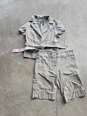 VTG Y2K My Michelle 2pc Set Office M/9 Siren Brown Academia Top Capris Grunge